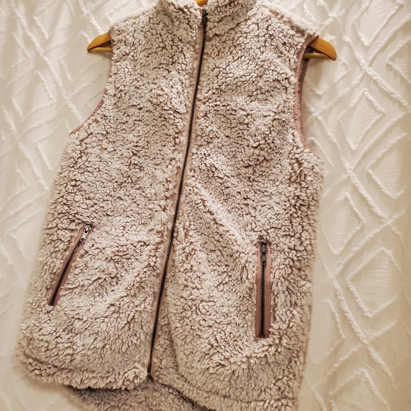 Thread + Supply Sherpa fleece vest, zip up, Women's S, white and mauve - Picture 2 of 5